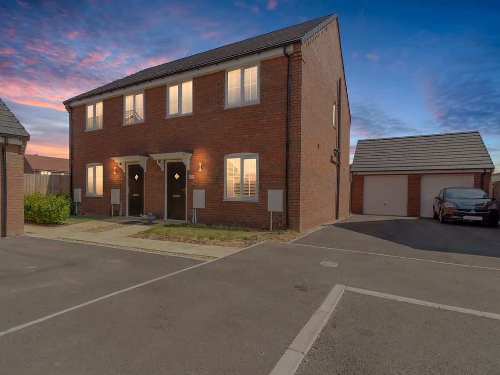 3 bed semidetached house for sale in Willow Court, Cowbit PE12 Zoopla