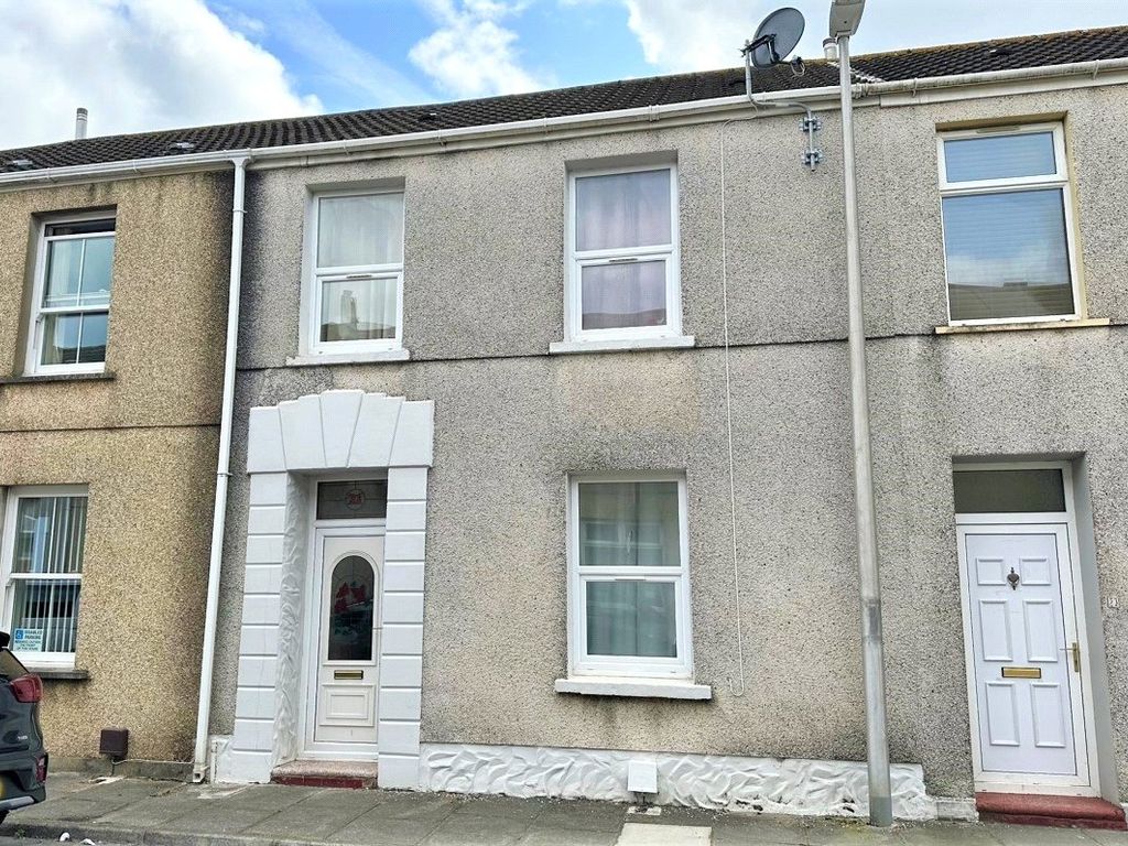 3 bed terraced house for sale in Stanley Street, Llanelli