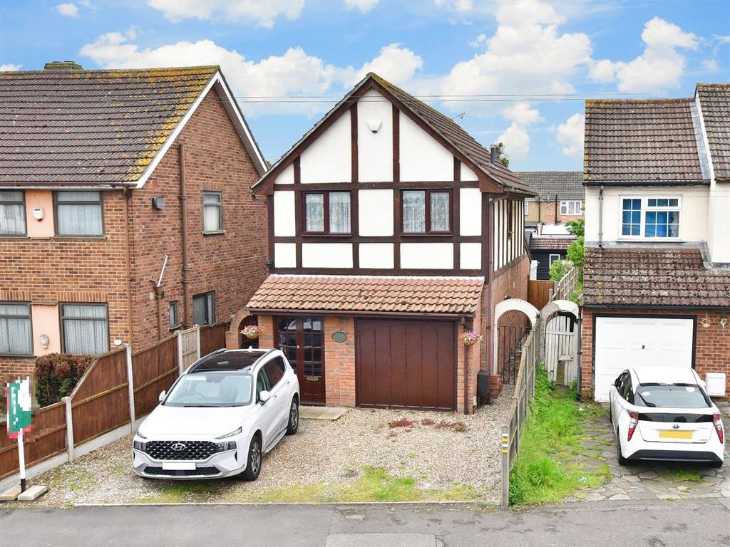 3 bed detached house for sale in Dagenham Road, Romford, Essex RM7 Zoopla