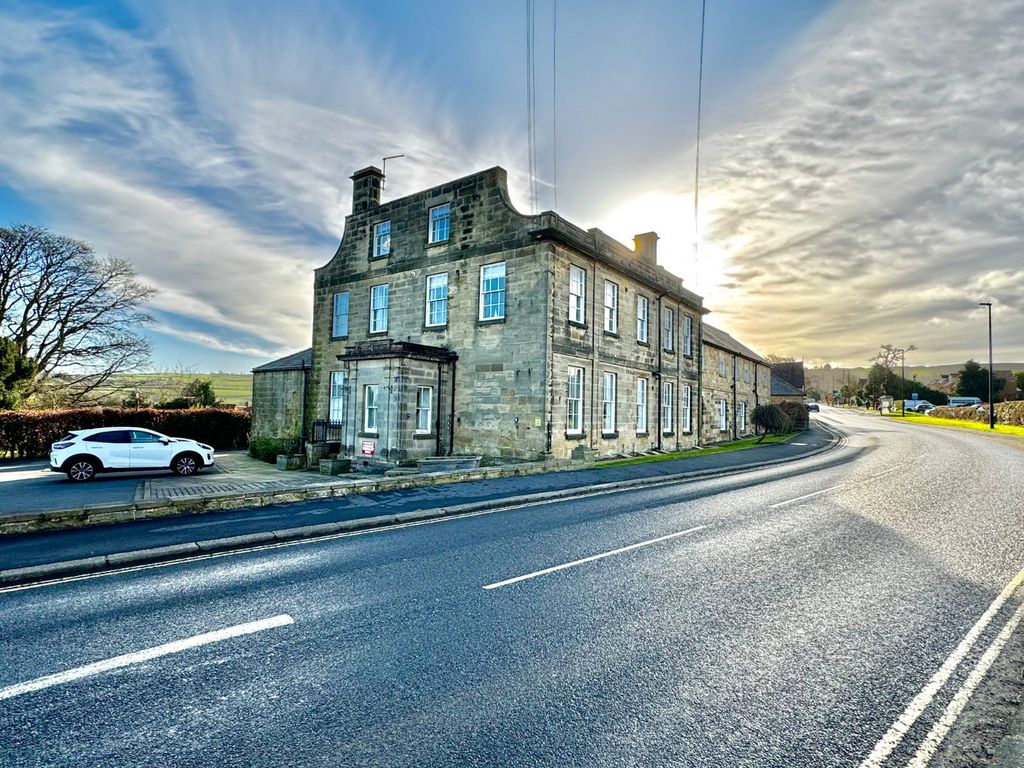 2 bed flat to rent in Coach Road, Sleights, Whitby, North Yorkshire