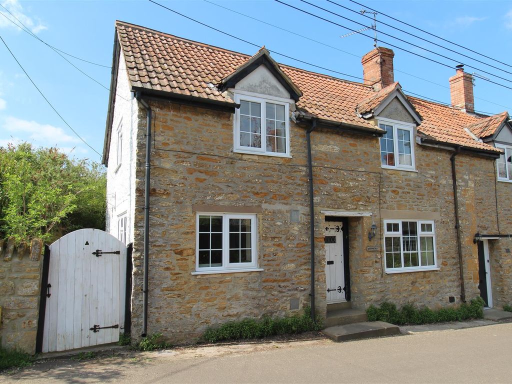 2 bed end terrace house for sale in Higher Street, West Chinnock