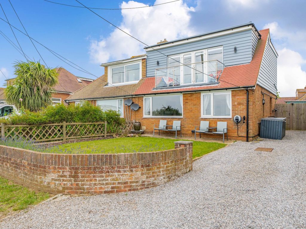 3 bed semidetached house for sale in Old Dover Road, CapelLeFerne