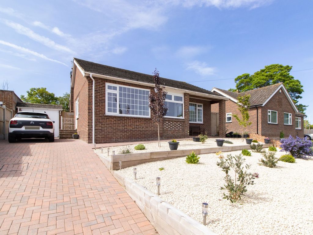 3 bed detached bungalow for sale in Dane Court Gardens, Broadstairs