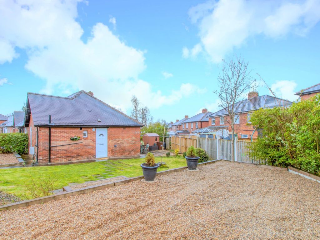 1 bed bungalow for sale in Sunny View, East Ardsley, Wakefield, West