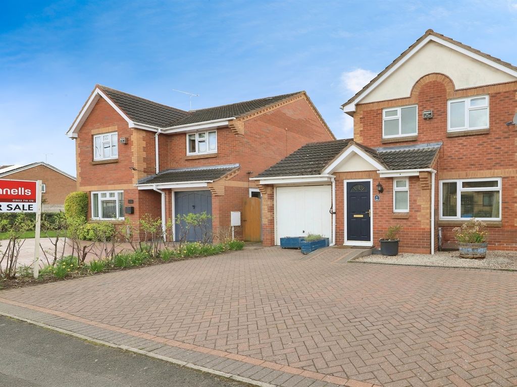 3 bed detached house for sale in Armstead Road, Pendeford