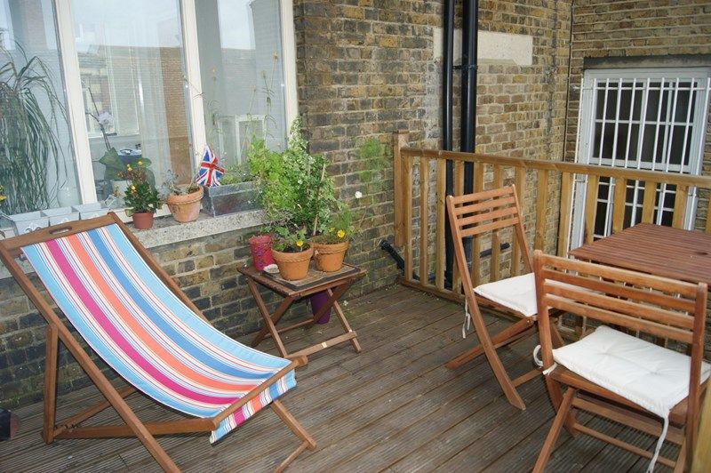 2 bed flat to rent in Mill Street, Maidstone, Kent ME15 Zoopla