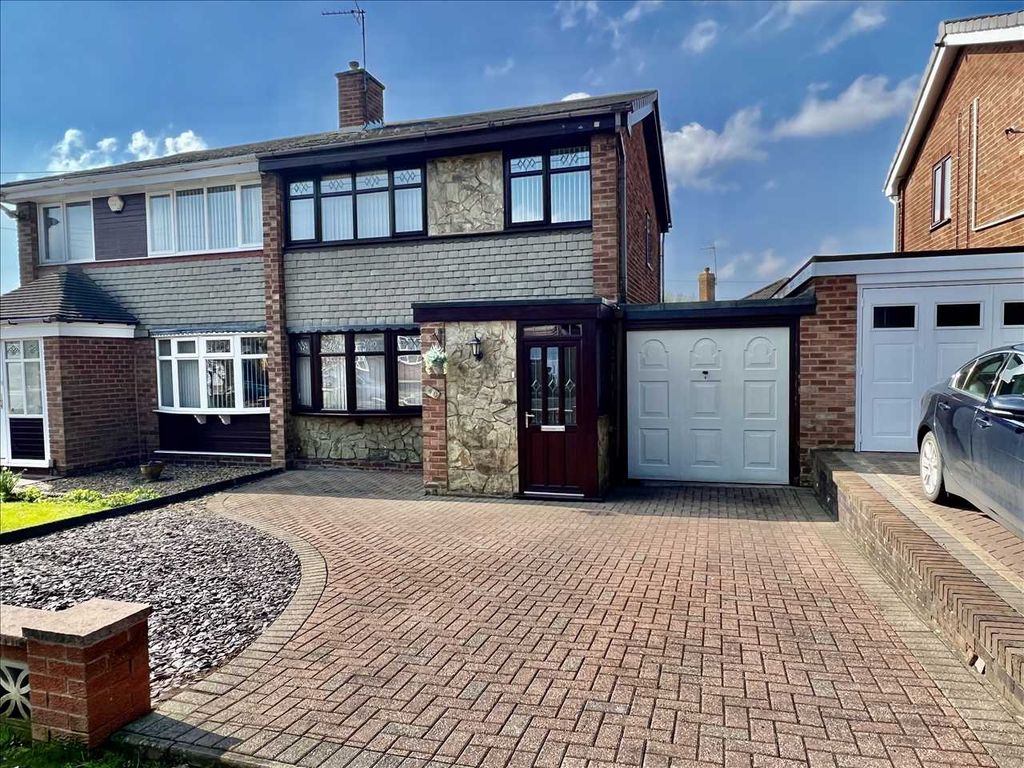 3 bed semidetached house for sale in Shardlow Road, Wednesfield, Wednesfield WV11 Zoopla