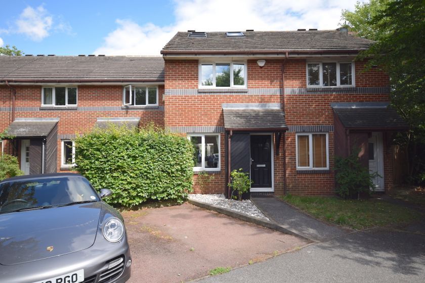3 bed terraced house for sale in Henley Drive, London SE1 Zoopla