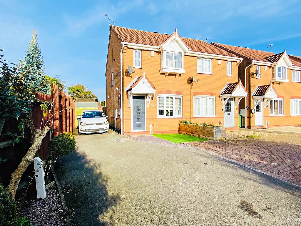 2 bed semidetached house for sale in Alexandra Street, Thurmaston LE4