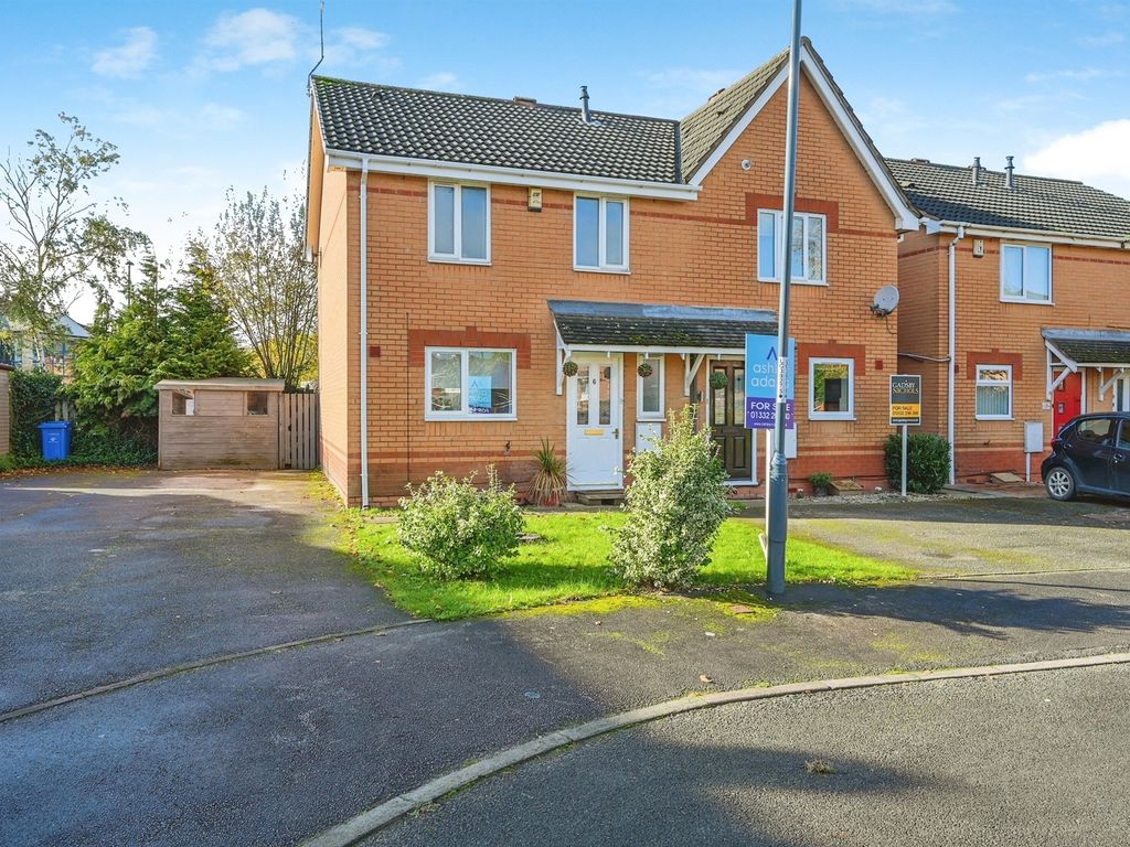 3 bed semidetached house for sale in Charing Court, Derby DE1, £