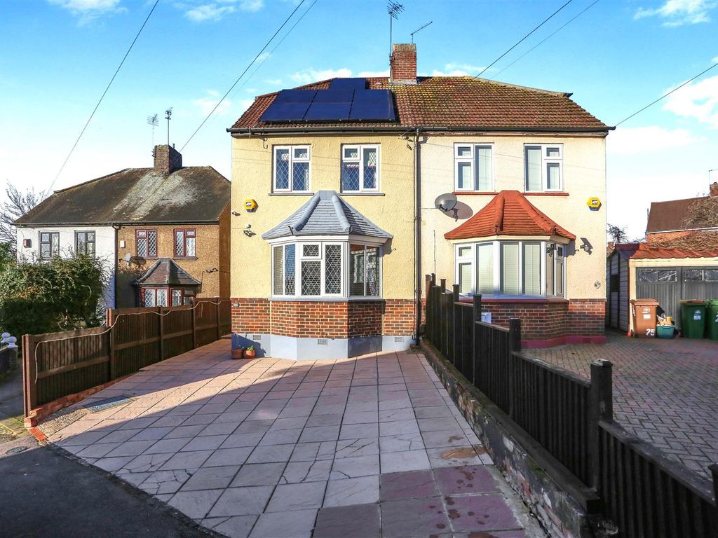 3 bed semidetached house for sale in Blenheim Road, Sutton SM1, £