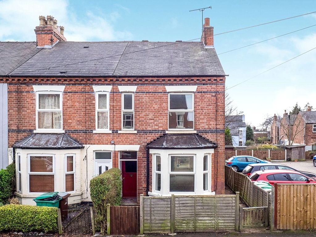 3 bed end terrace house for sale in Hampstead Road, Nottingham