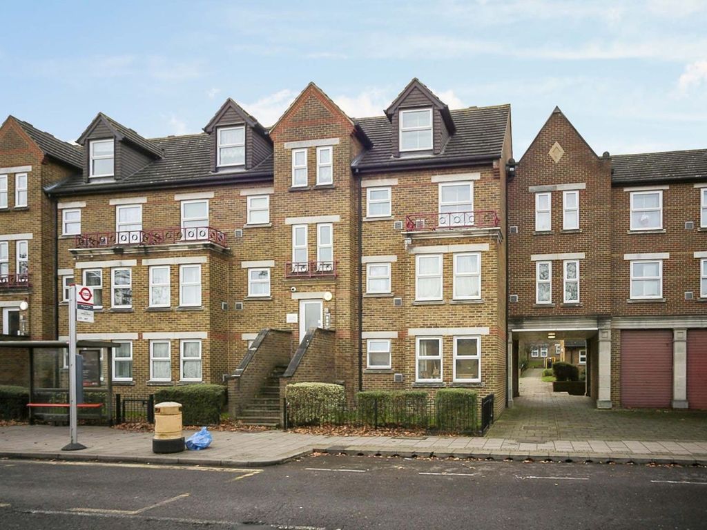 2 bed flat for sale in West Street, Erith DA8, £205,000 Zoopla