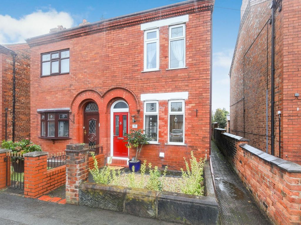 3 bed semidetached house for sale in Lydyett Lane, Barnton, Northwich