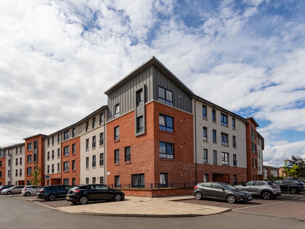 2 bed flat for sale in Richmond Park Terrace, Oatlands, Glasgow G5, £