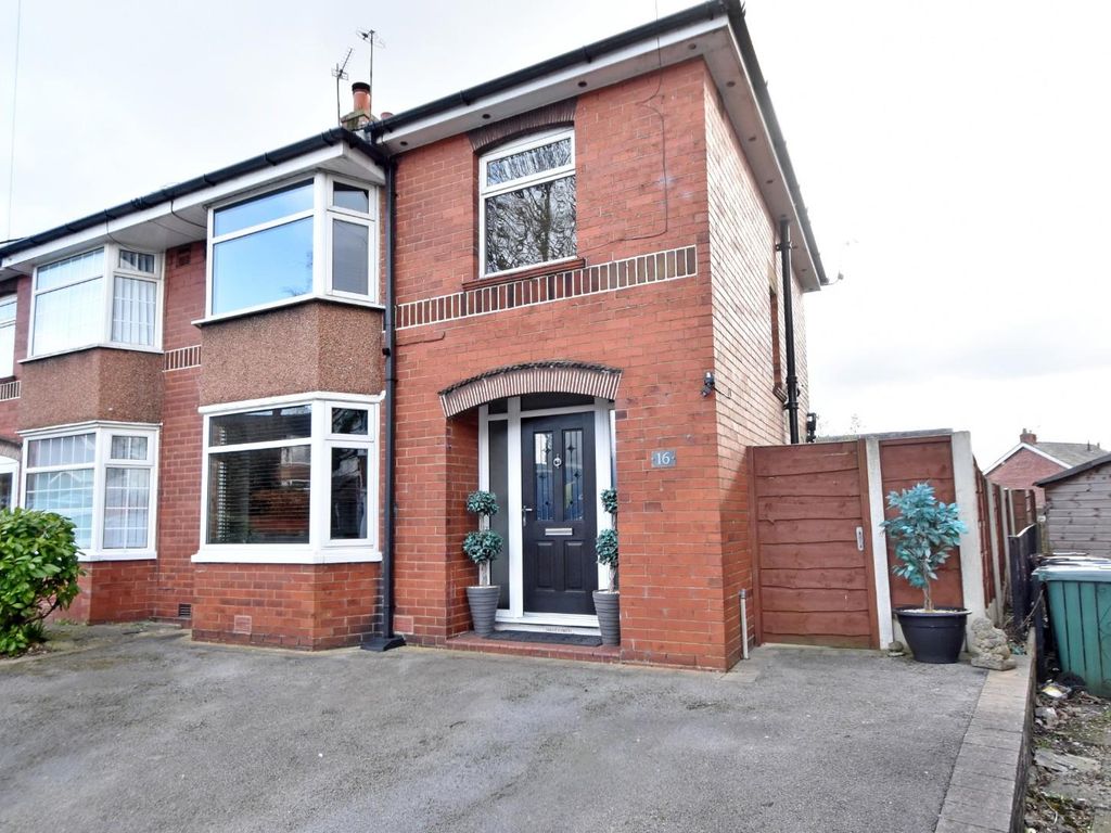 3 bed semidetached house for sale in Northfield Road, Limefield, Bury