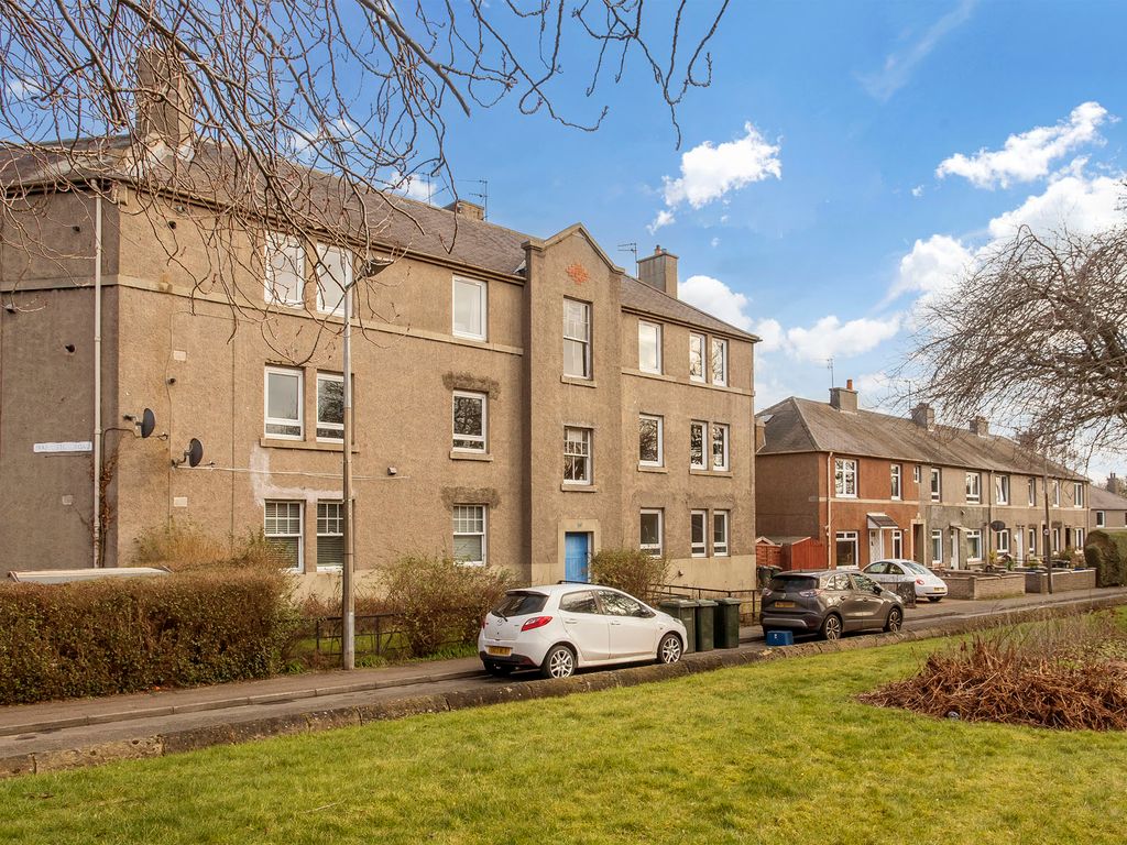 2 bed flat for sale in Warriston Road, Edinburgh EH7 Zoopla