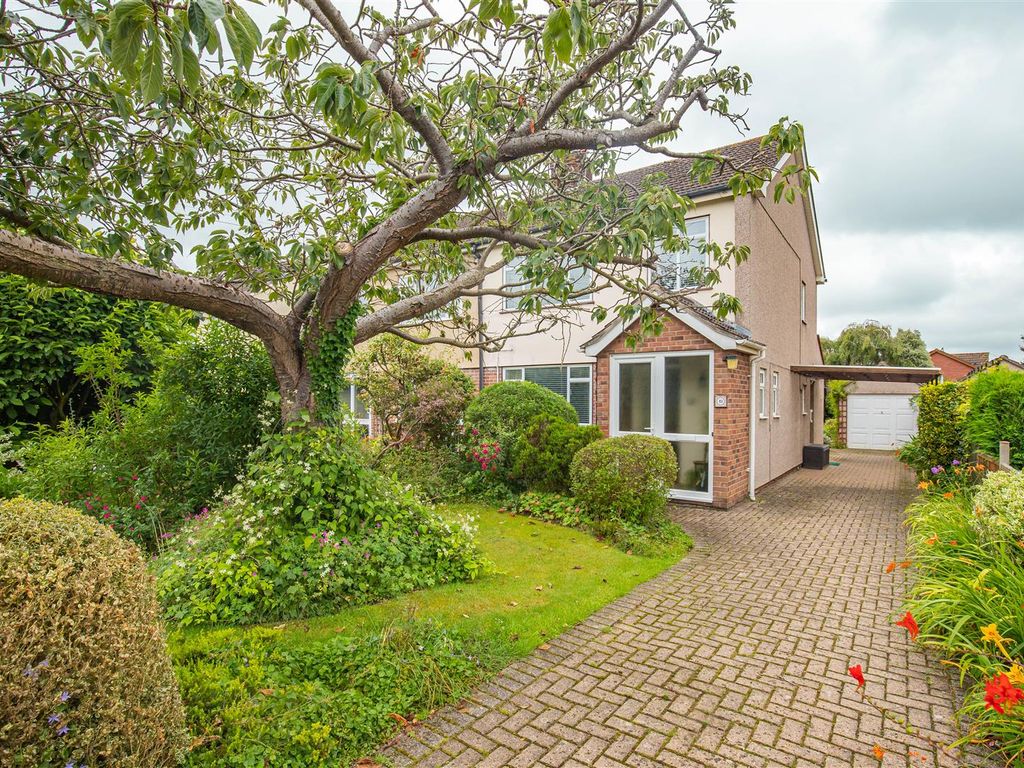 3 bed semidetached house for sale in Upper Stone Close, Frampton