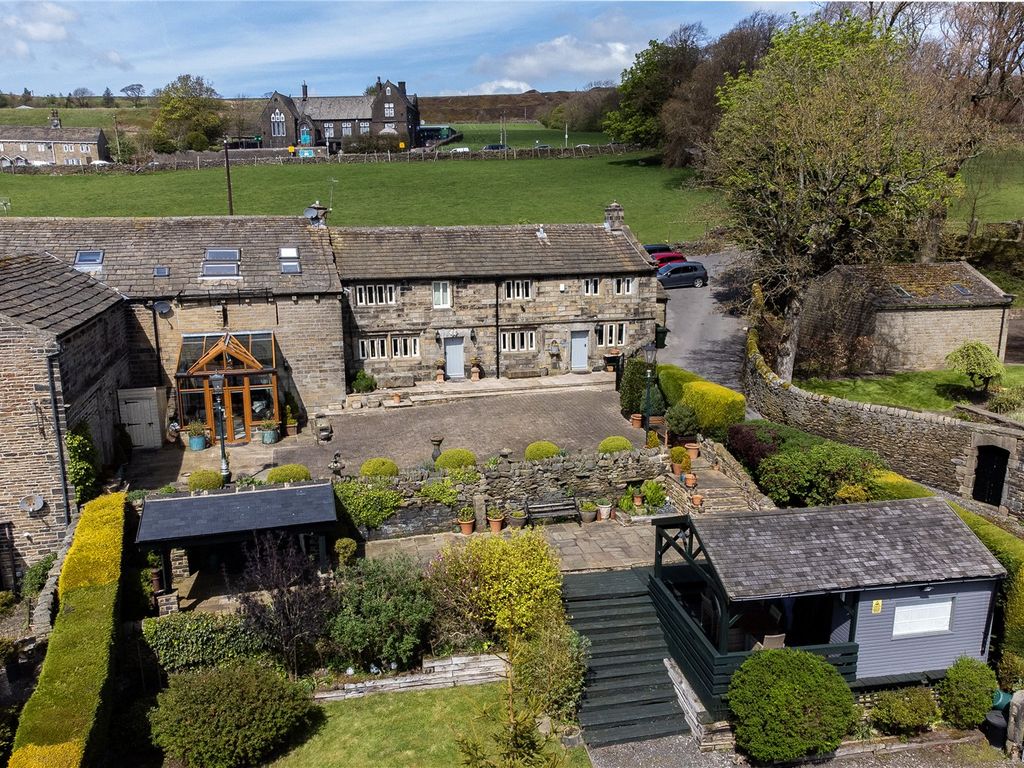 7 bed semidetached house for sale in Oldfield Lane, Oldfield, Keighley