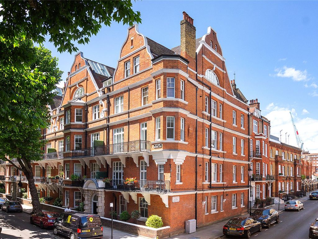 St Loo Court, St. Loo Avenue, London SW3  