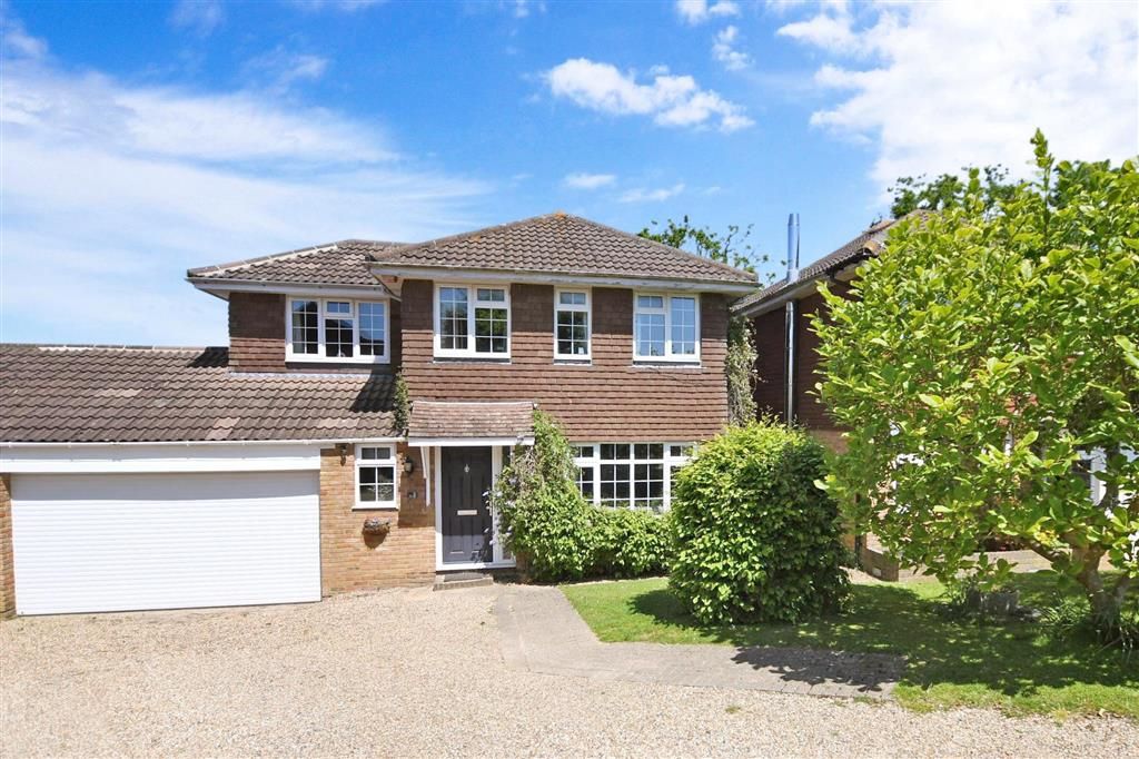 4 bed detached house for sale in Locks Meadow, Dormansland, Surrey RH7