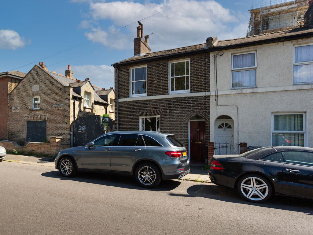 3 bed end terrace house for sale in Amersham Grove, London SE14, £