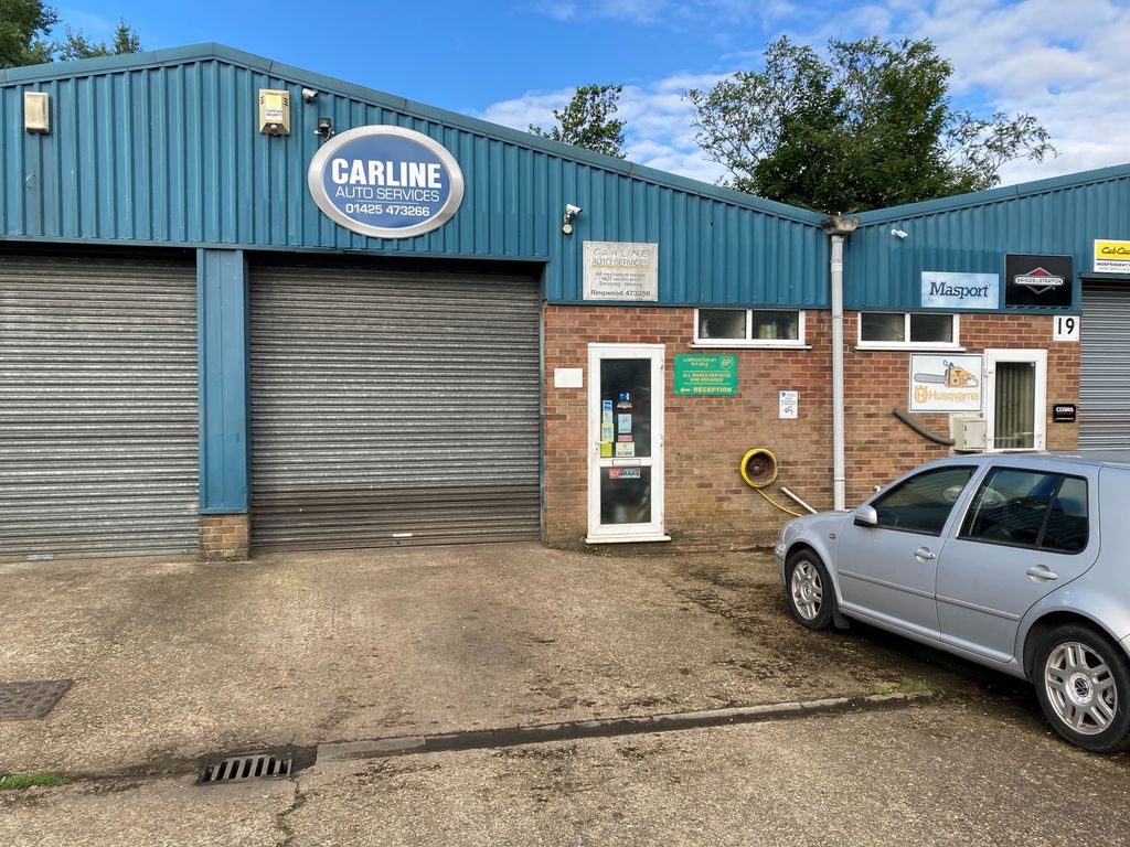 Commercial property for sale in Auto Services, Ringwood BH24 Zoopla