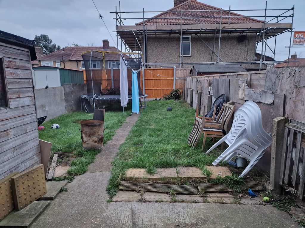 2 bed terraced house for sale in Keppel Road, Dagenham RM9 Zoopla