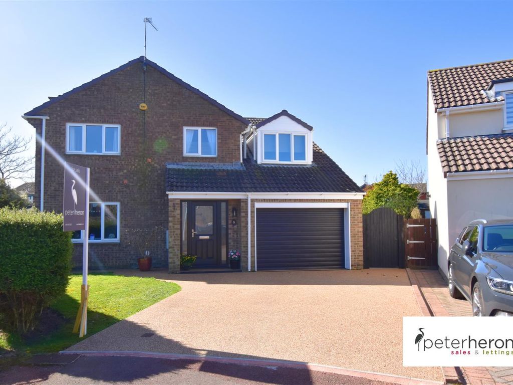 4 bed detached house for sale in Whiterocks Grove, Whitburn, Sunderland SR6, £449,950 Zoopla