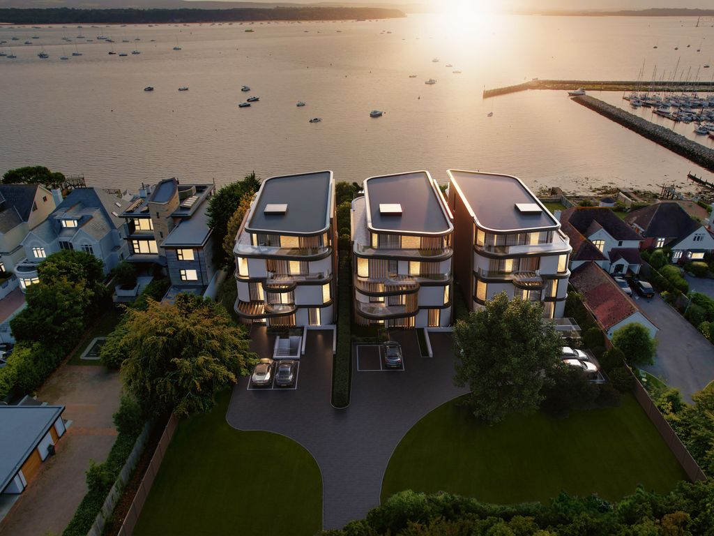 New home, 5 bed detached house for sale in Pearce Avenue, Lilliput