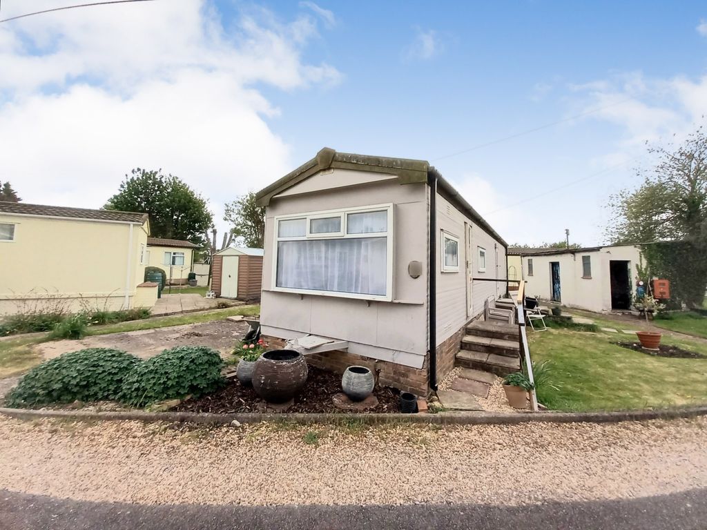 1 bed mobile/park home for sale in Ramsey Road, Warboys, Huntingdon