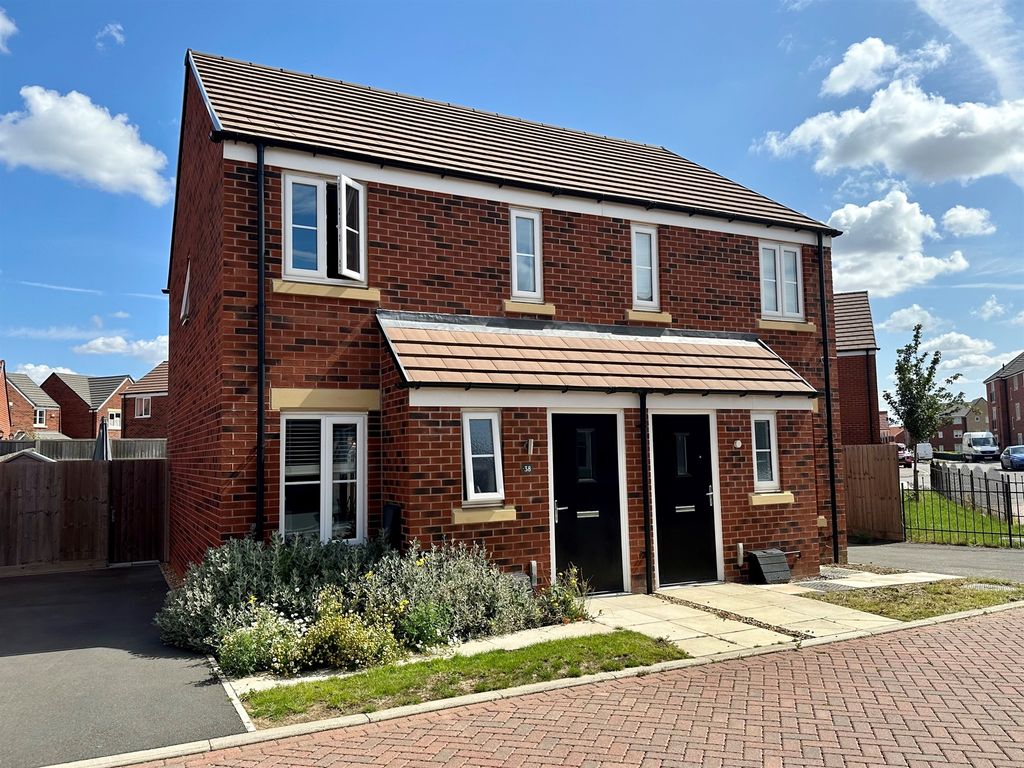 2 bed semidetached house for sale in Adlington Close, Hampton Gardens