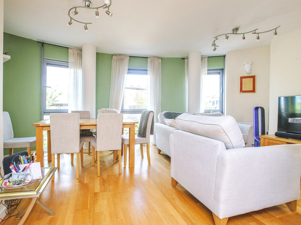 1 Benwell Road, Highbury N7