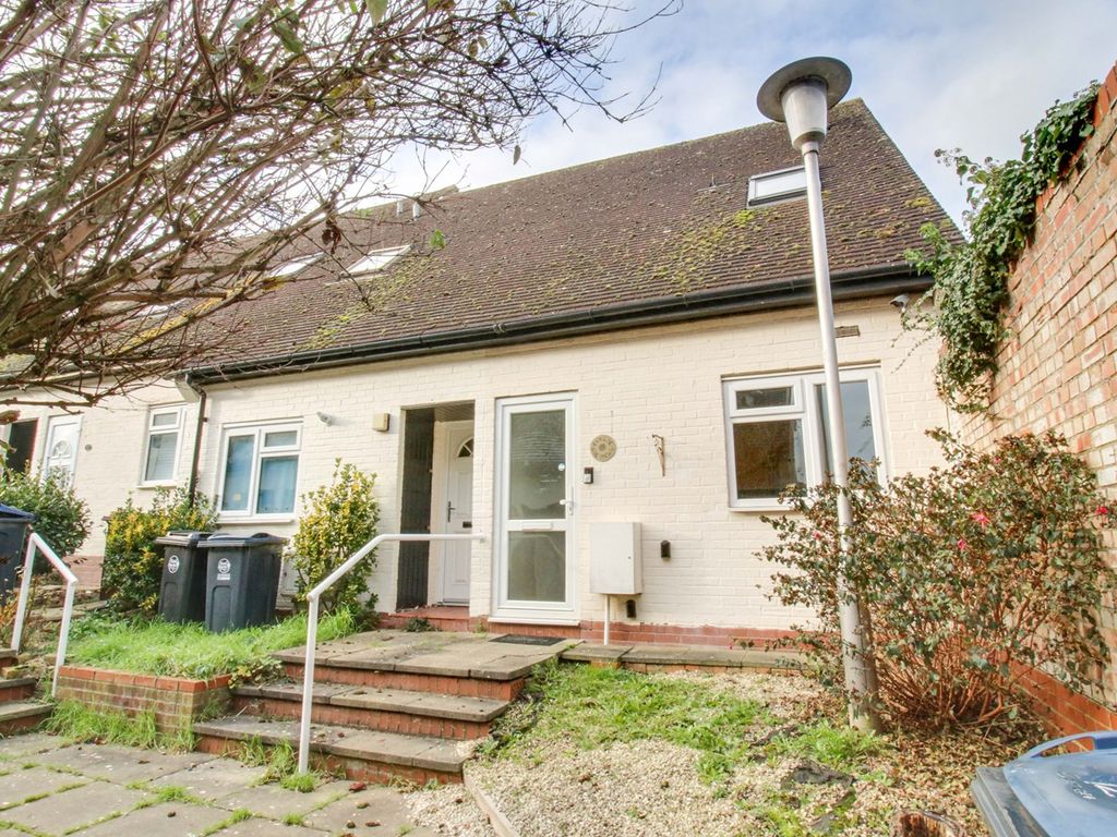 1 bed end terrace house for sale in Bullfields, Sawbridgeworth CM21