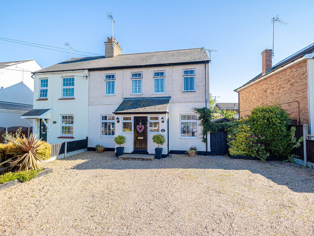 4 bed semidetached house for sale in Daws Heath Road, Benfleet SS7