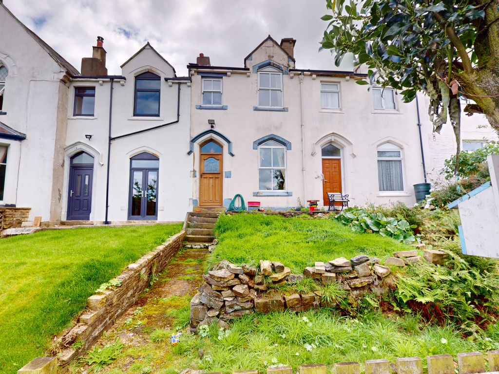 3 bed terraced house to rent in Alexandra Terrace, Eccleshill, Bradford