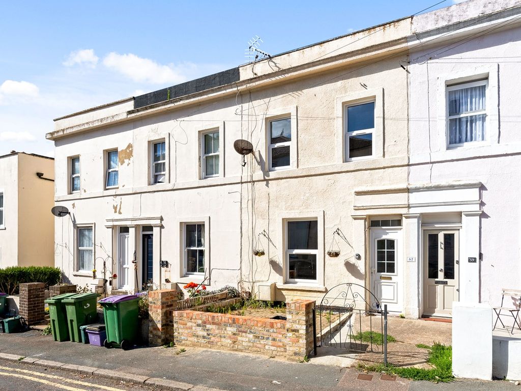 3 bed terraced house for sale in East Cliff, Folkestone CT19 Zoopla