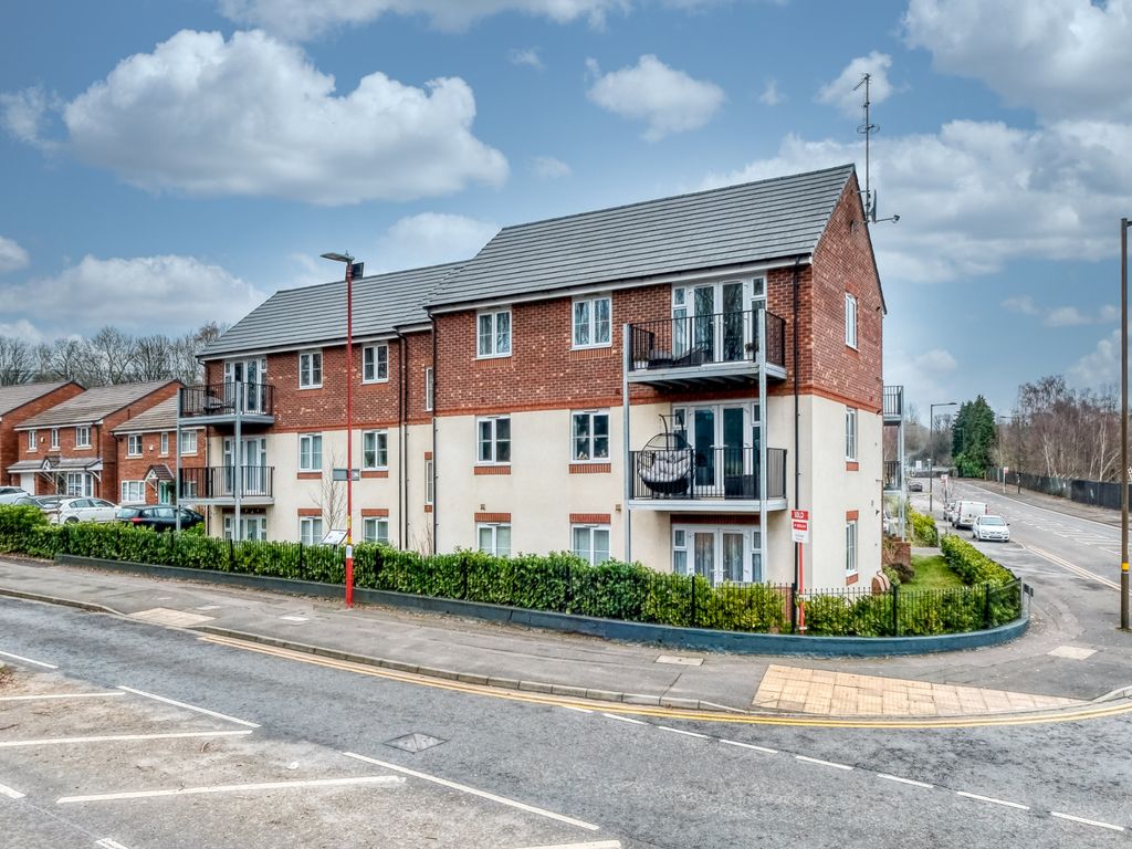 2 bed flat for sale in Stirling House, Groveley Lane, Longbridge B31