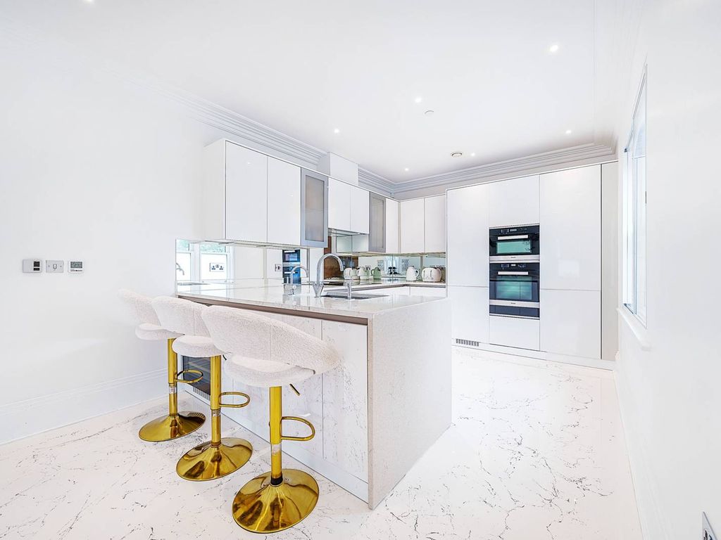 5 bed terraced house for sale in Battersea Park Road, Battersea Park