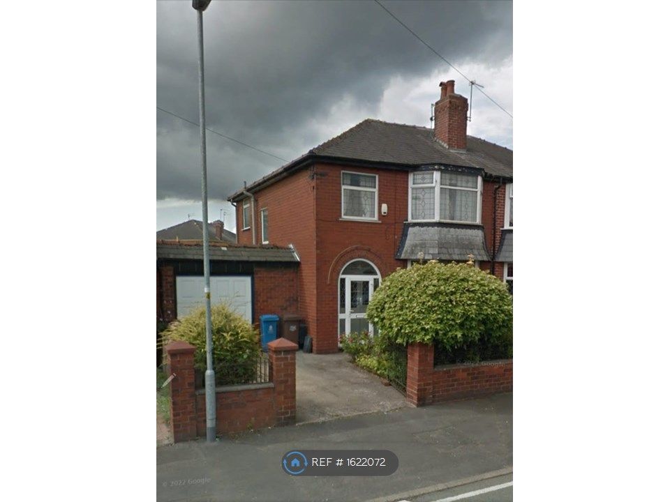 3 bed semidetached house to rent in Mough Lane, Chadderton, Oldham OL9