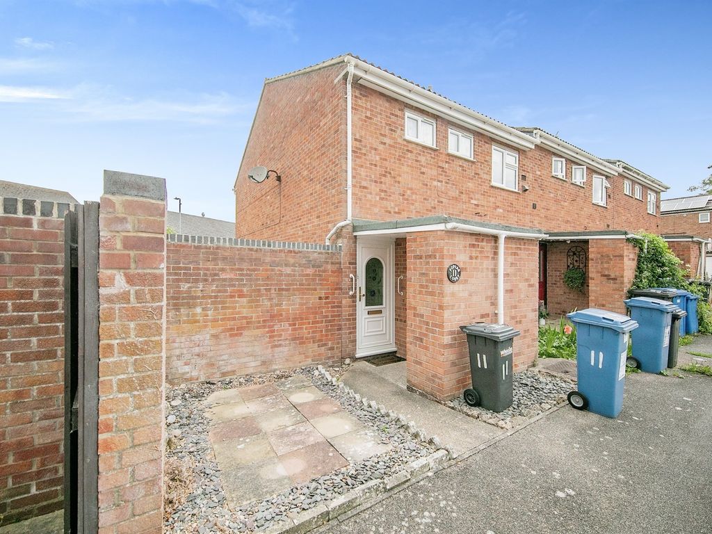 2 bed flat for sale in Poplar Road, Great Cornard, Sudbury CO10 Zoopla