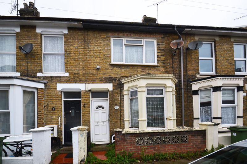 3 bed terraced house for sale in Strode Crescent, Sheerness ME12, £