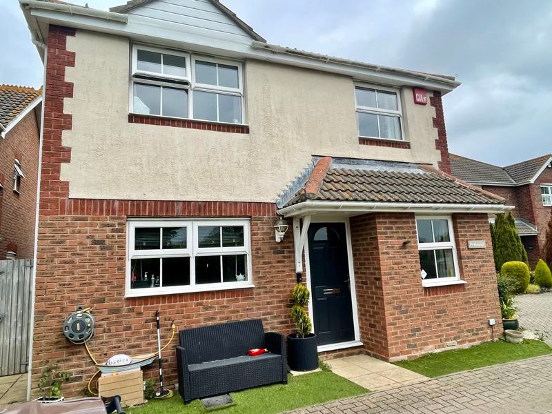 4 bed detached house for sale in Victoria Road, Hayling Island PO11