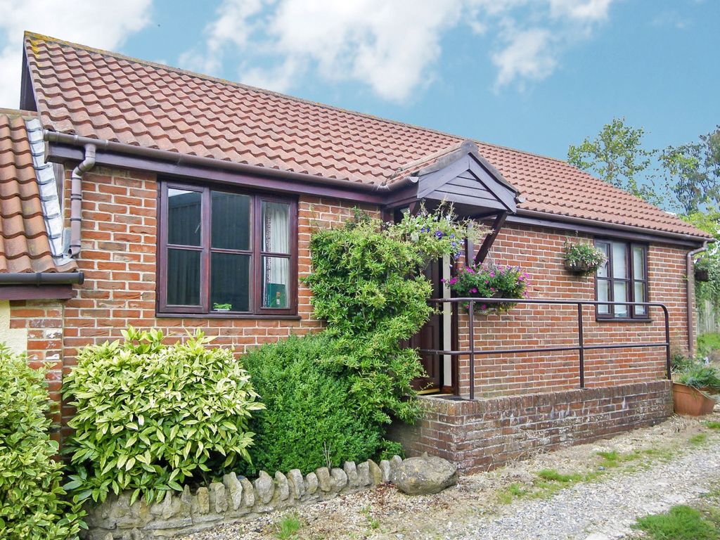 1 bed bungalow to rent in Stable Cottage, Evershot, Dorset DT2 Zoopla
