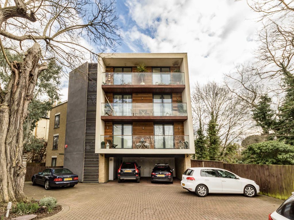 1 bed flat to rent in Cromwell Road, Teddington TW11 Zoopla
