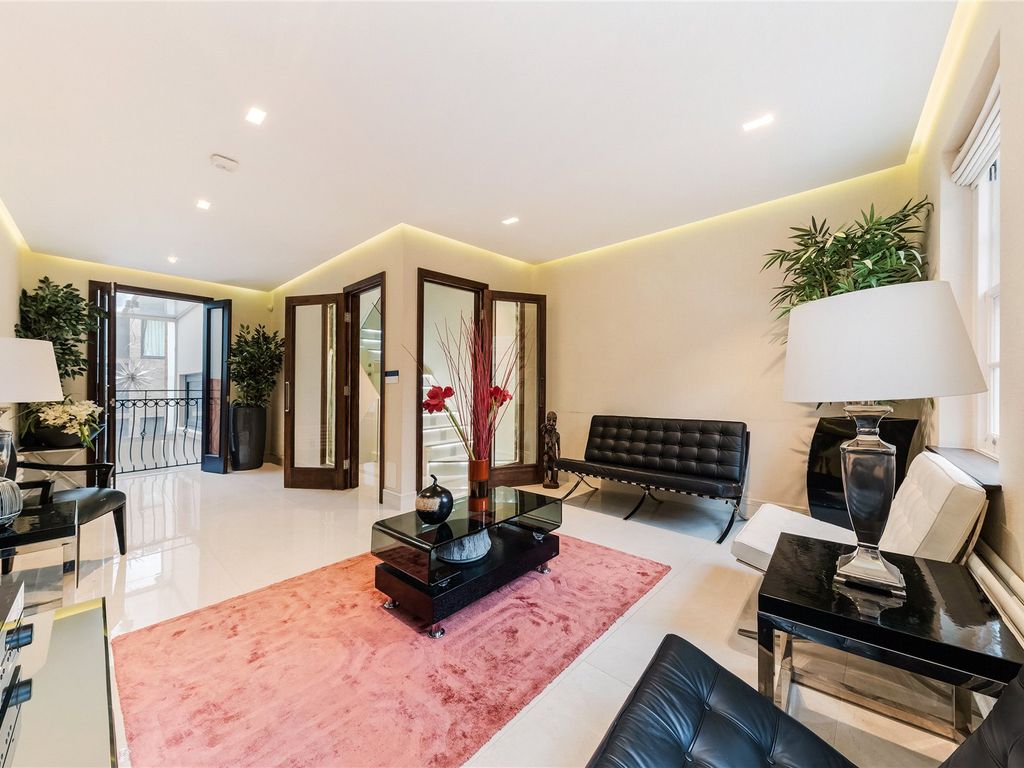 4 bed terraced house for sale in Battersea Square, London SW11 Zoopla