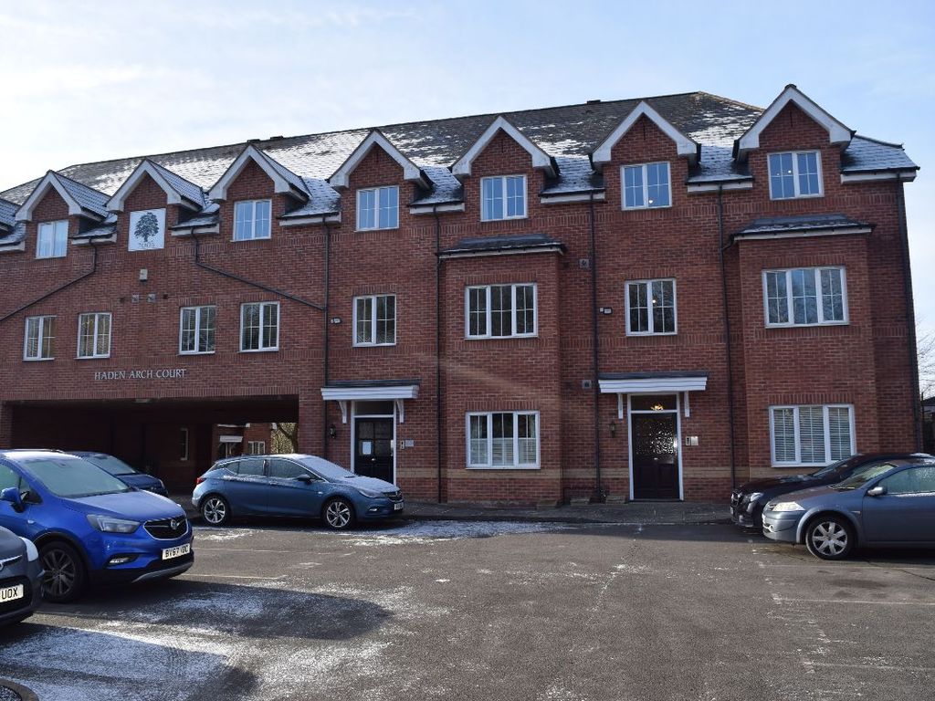 2 bed flat to rent in Haden Arch Court, Halesowen B63, £900 pcm Zoopla