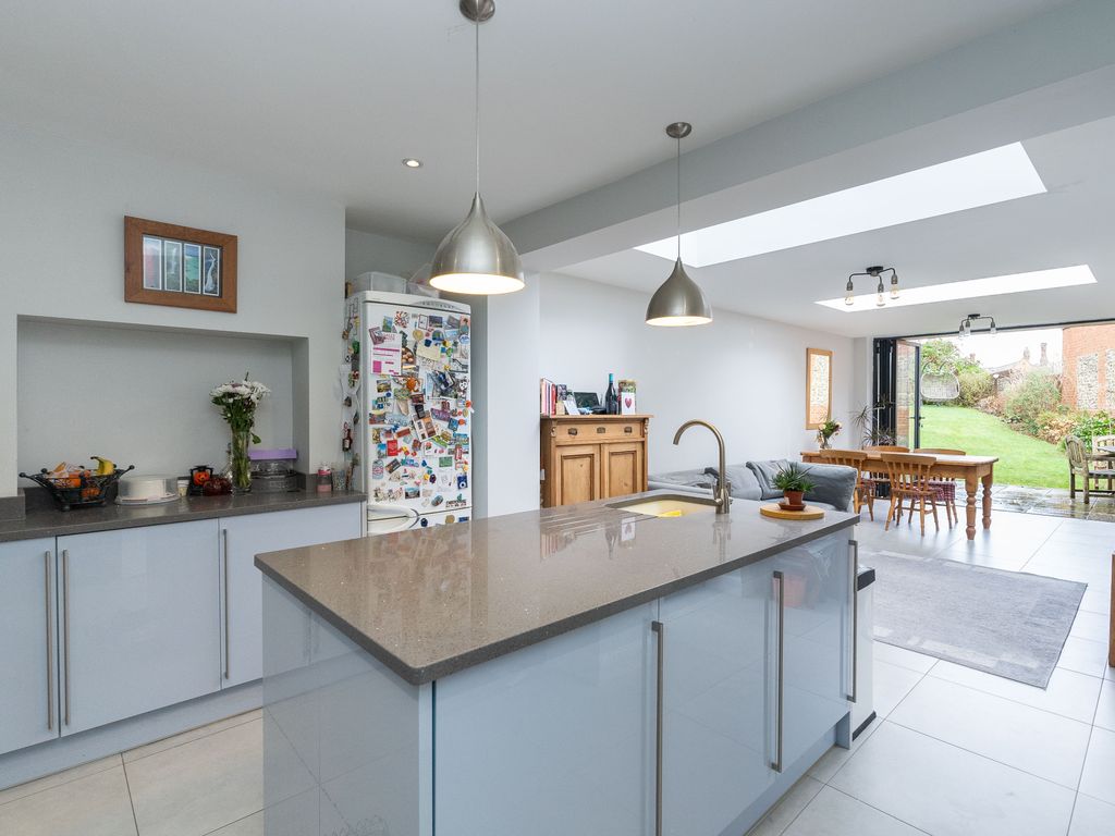 3 bed semidetached house for sale in Hampstead Road, Dorking RH4, £