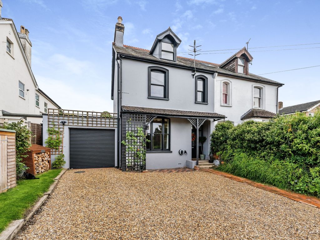 4 bed semidetached house for sale in Woodlands Road, Camberley, Surrey
