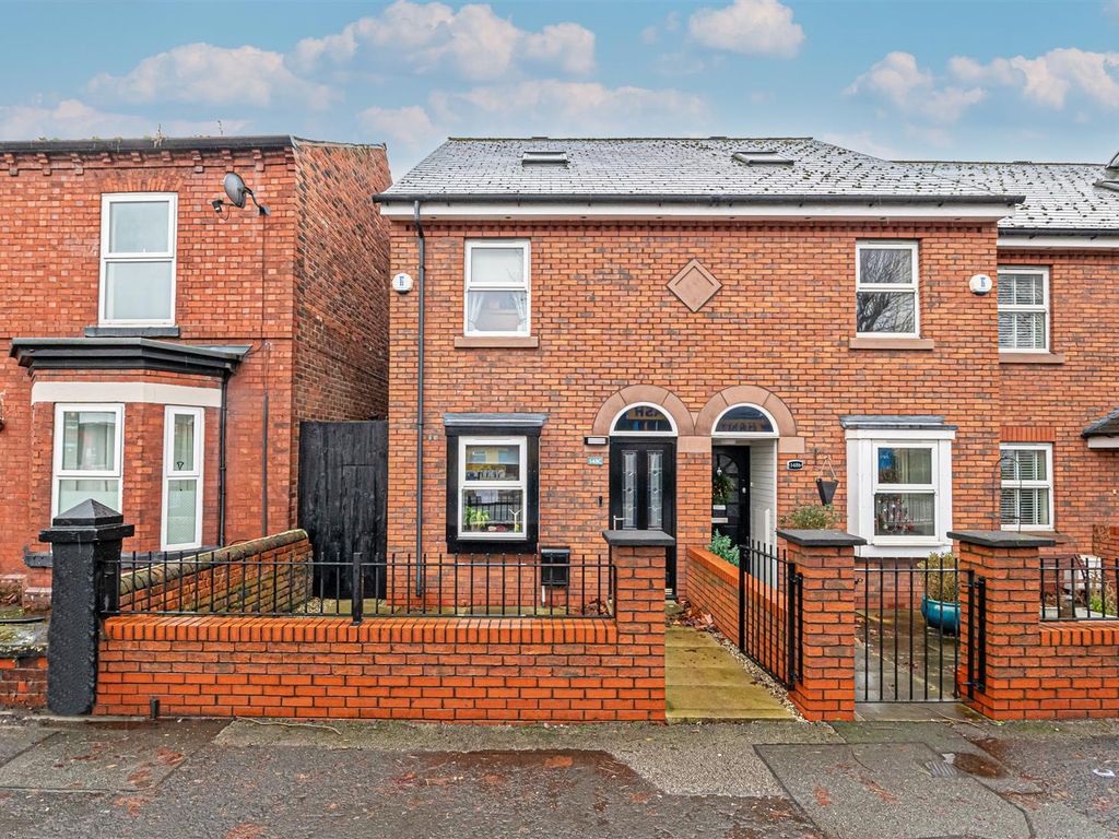 3 bed end terrace house for sale in Wilderspool Causeway, Warrington